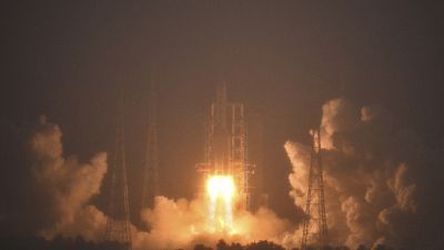 Chinese Lunar probe returns with first far side moon samples